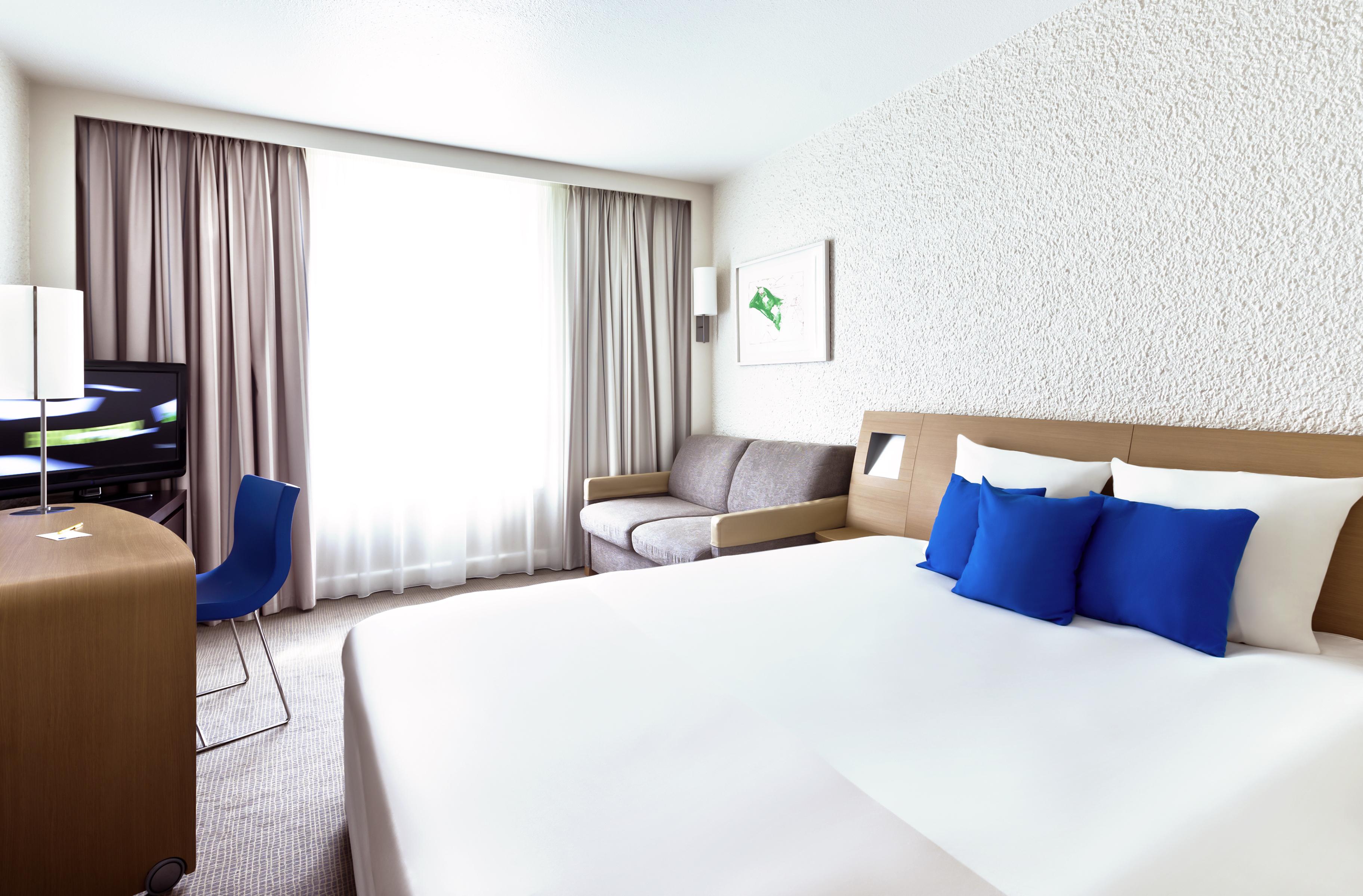 Novotel Nice Aeroport Cap 3000 Сен-Лоран-дю-Вар Экстерьер фото